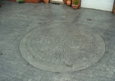 imprinted concrete cobble styles