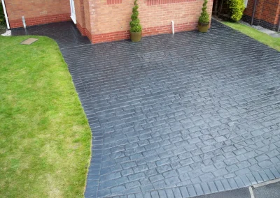 imprinted concrete cobble styles